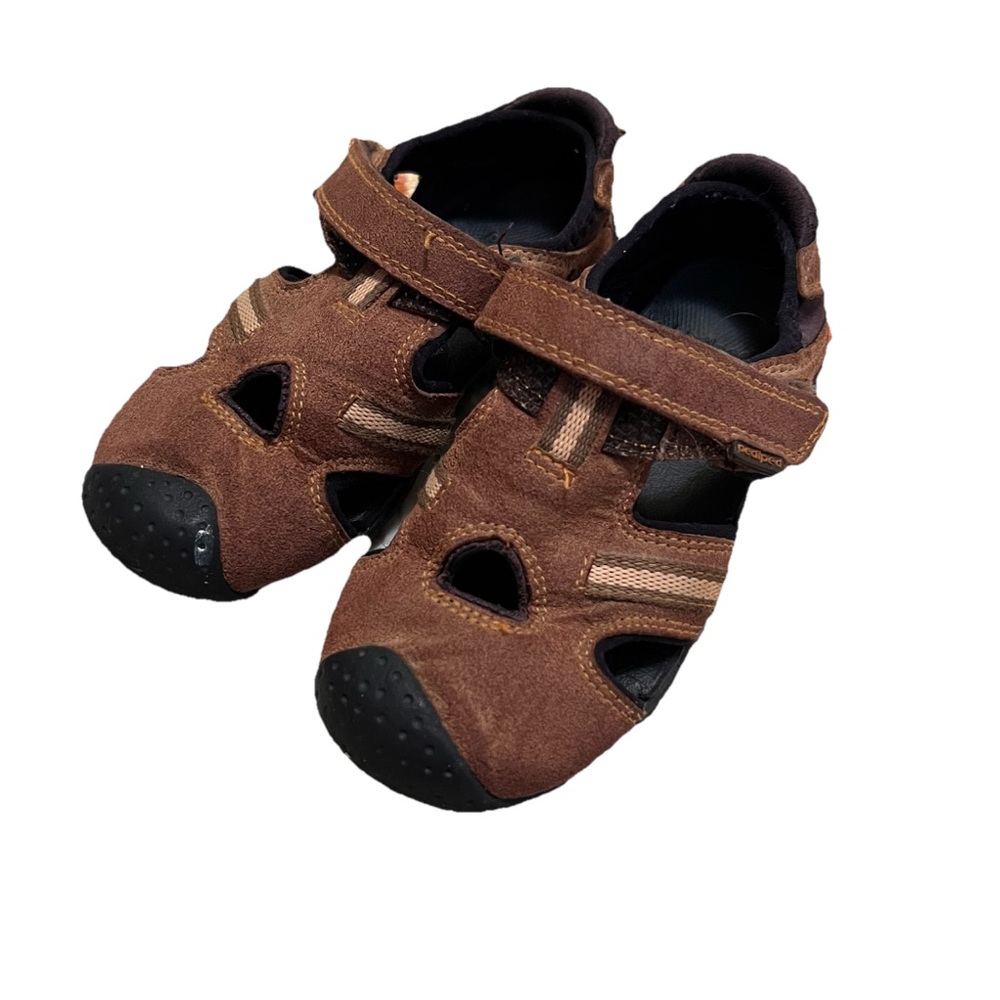 Children’s Pediped Brown Closed Toe Sneaker Walking Shoe Sandals